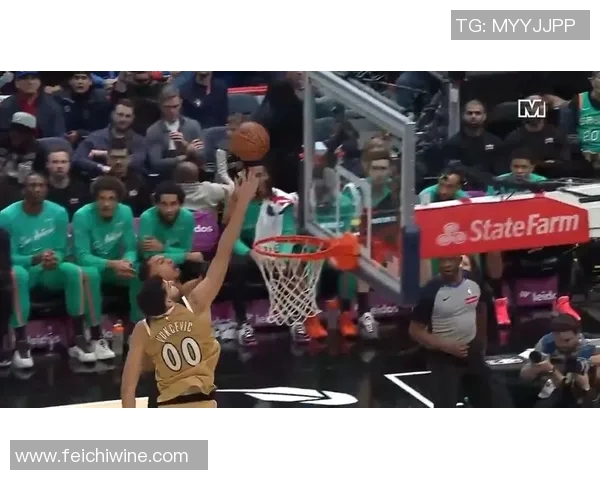 武切维奇全场13中9，得到19分6篮板6助攻2封盖